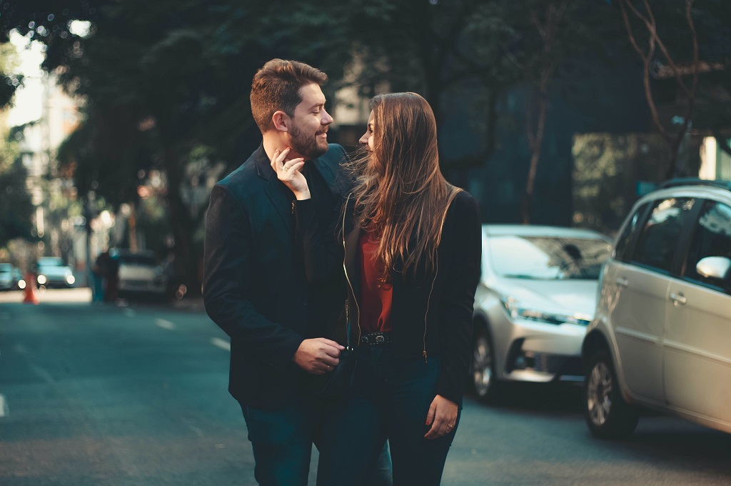 8 Tips to Make Your Relationship Social Distancing